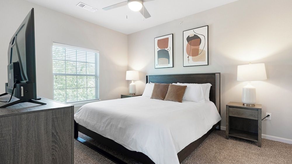 Mission Hill Apartments By Barsala Apartment, 2 Bedrooms 2