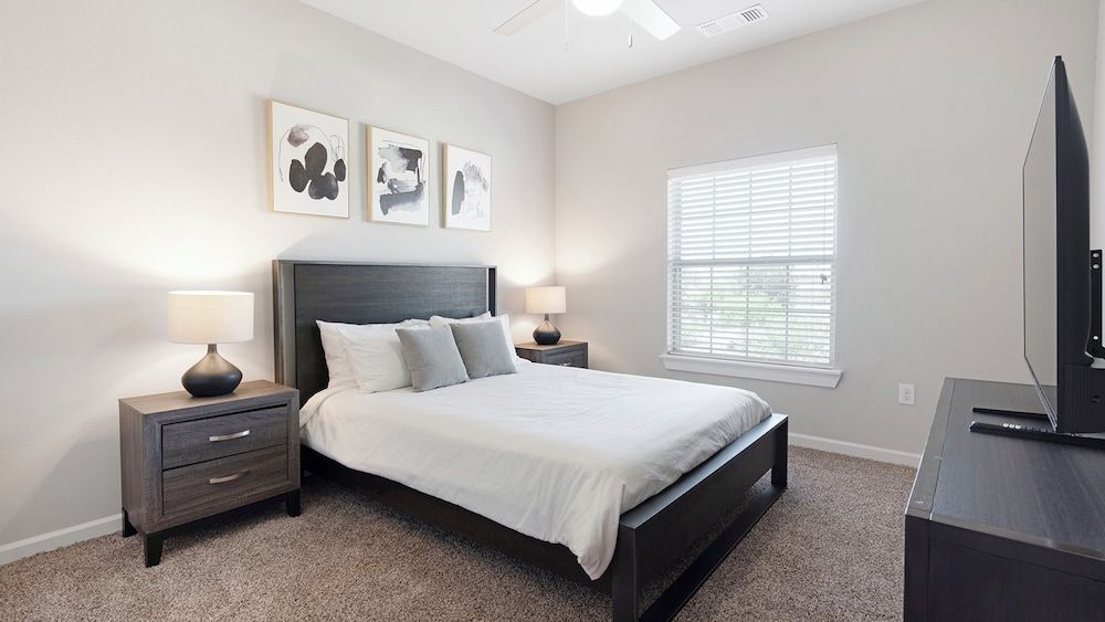 Mission Hill Apartments By Barsala Apartment, 2 Bedrooms 3