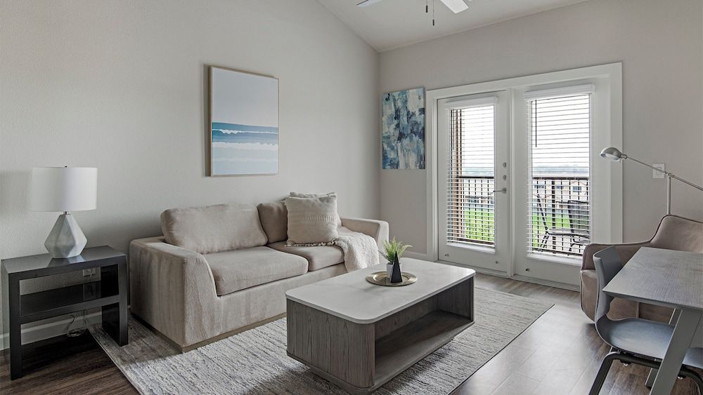 Mission Hill Apartments By Barsala Studio 4