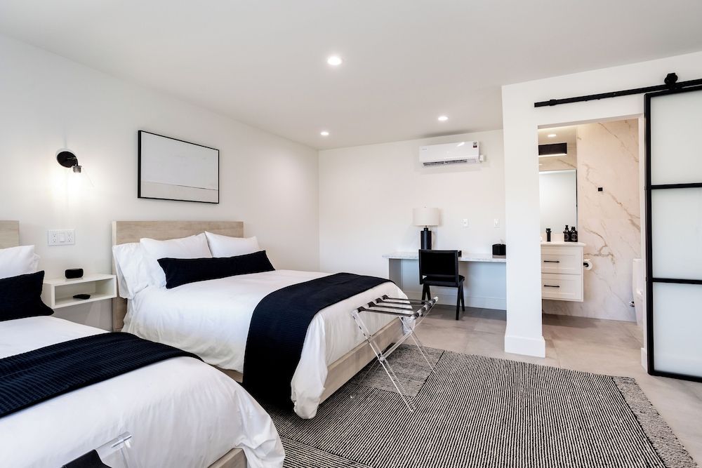 Hotel Bayit Double Room 2