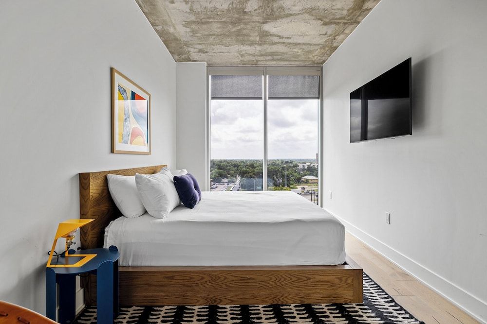 Condo, 1 King Bed with Sofa bed, City View