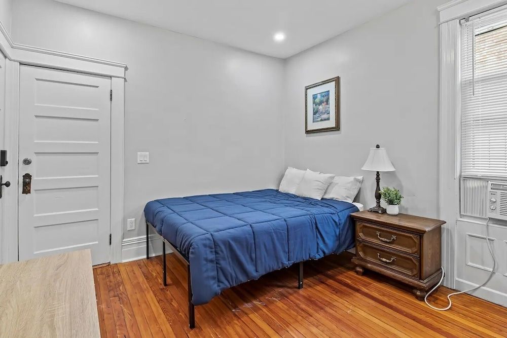 Comfort Apartment, 5 Bedrooms, Patio