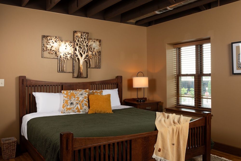 3rd Street Lofts Luxury Apartment, 2 Bedrooms, Kitchen, City View 3