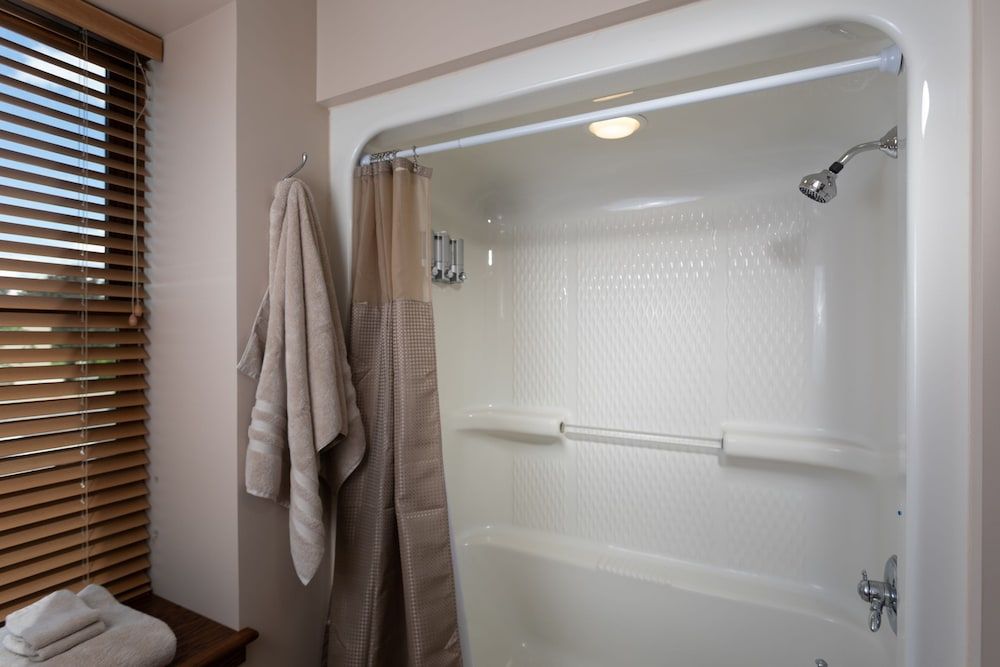 3rd Street Lofts Luxury Apartment, 2 Bedrooms, Kitchen, City View 5