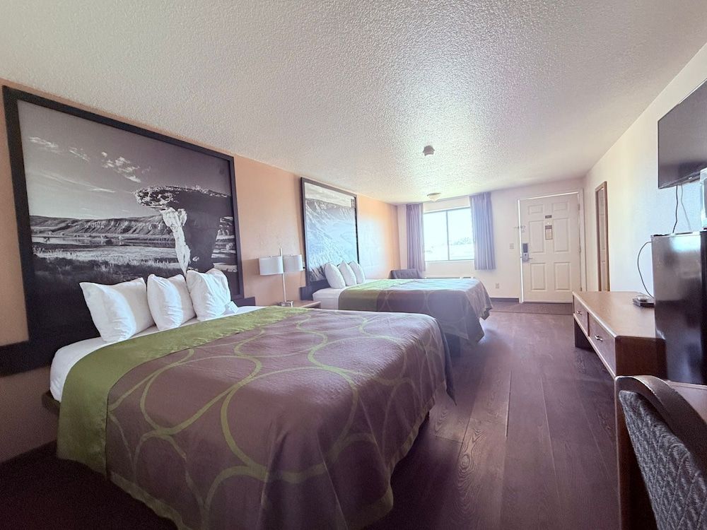 2 Queen Beds Non-Smoking