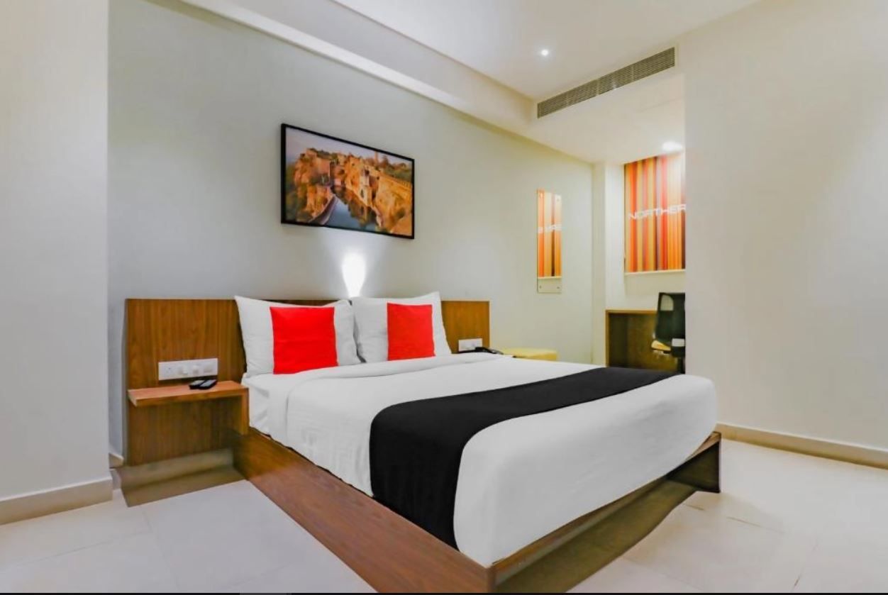 Royal Keys Standard Double Room 3