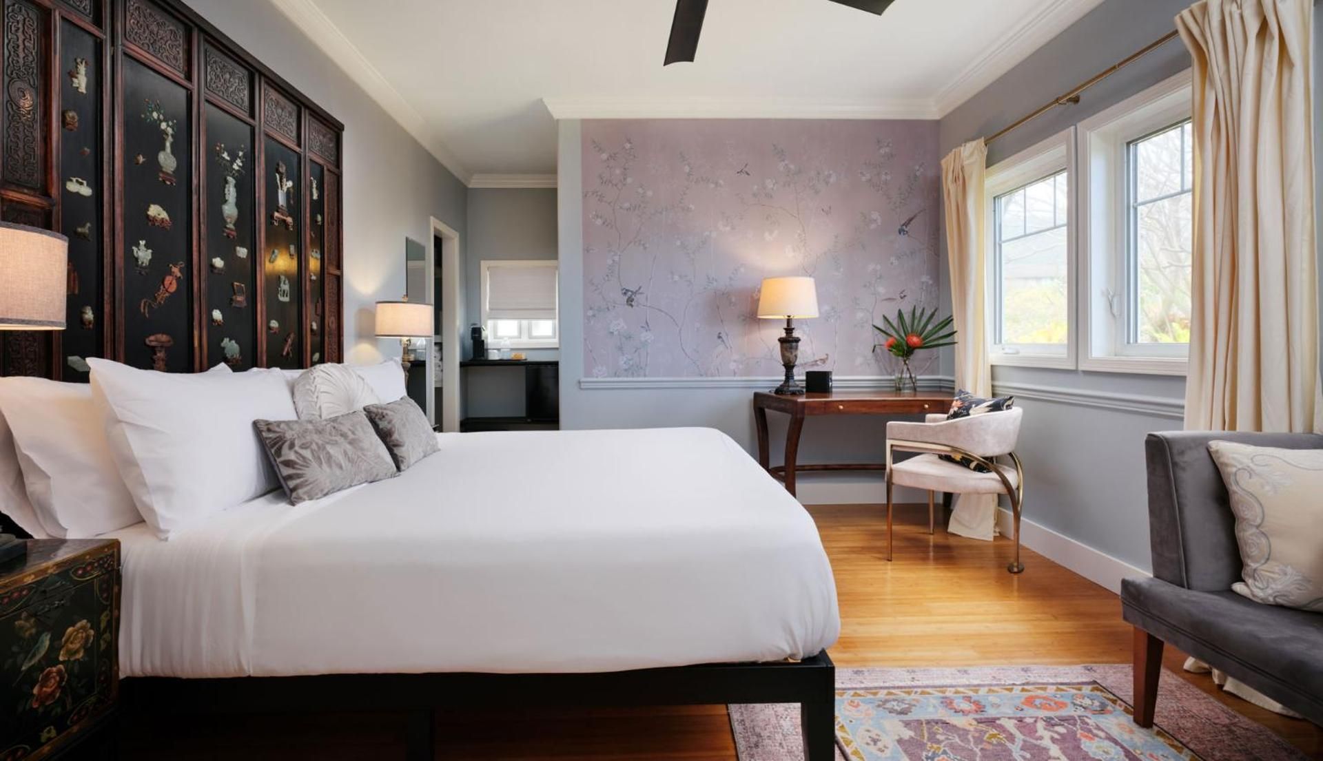 The Historic Wailuku Inn Maui Deluxe Suite