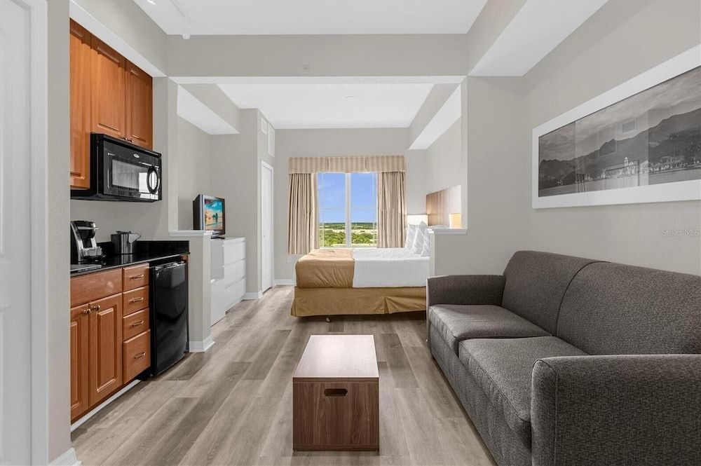 Romantic Studio, City View