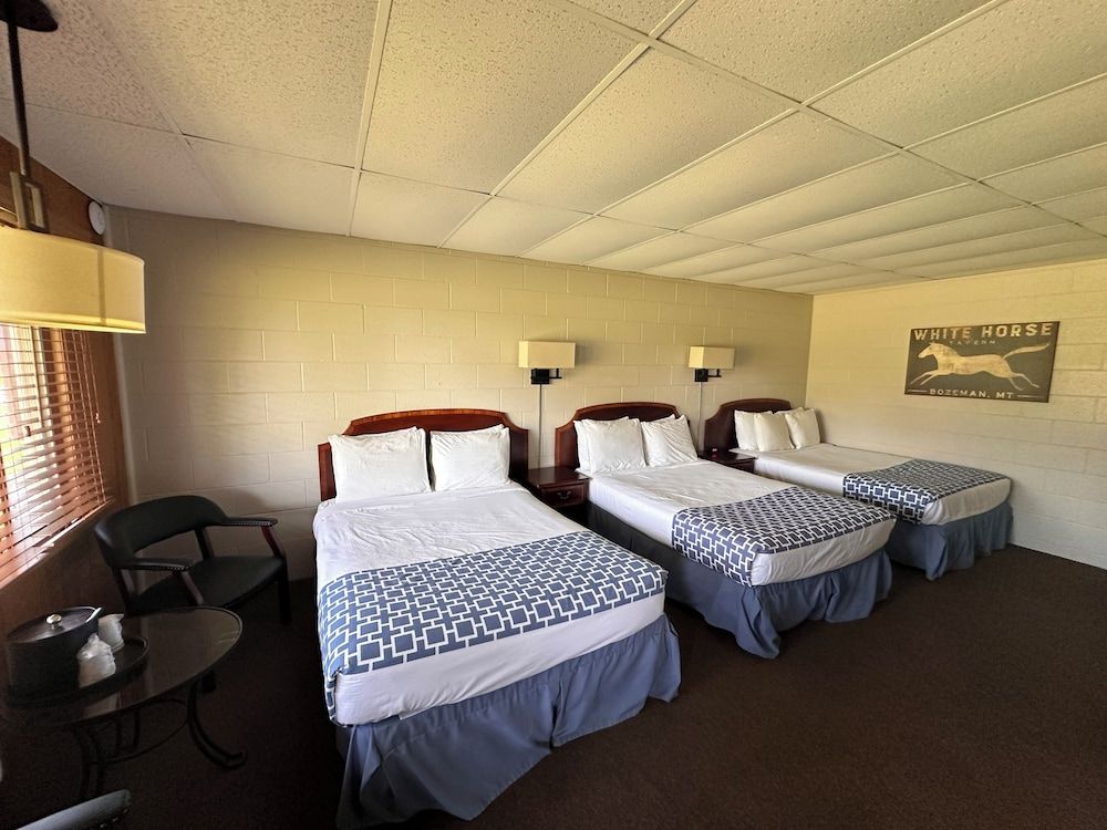 Grant Hills Motel Basic Triple Room 2