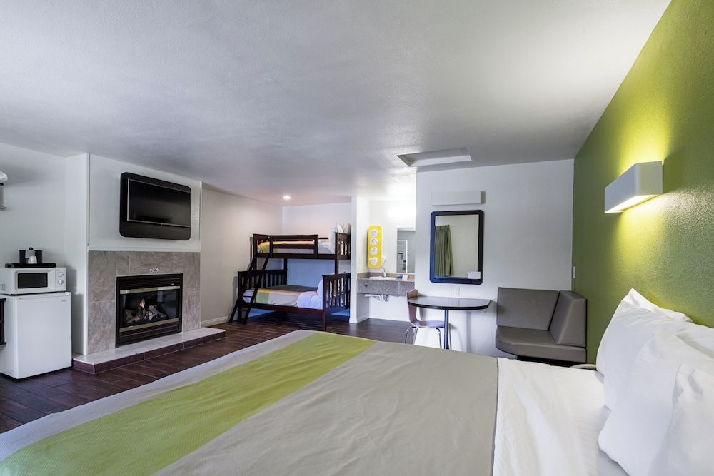 Family Suite, Multiple Beds