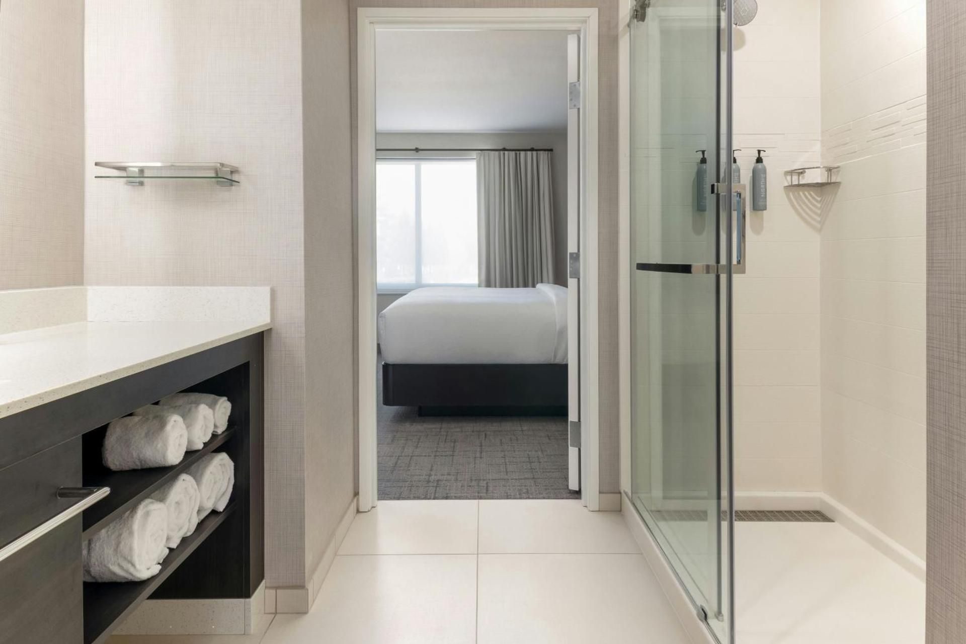 Residence Inn by Marriott Novato Sonoma Two-Bedroom Suite