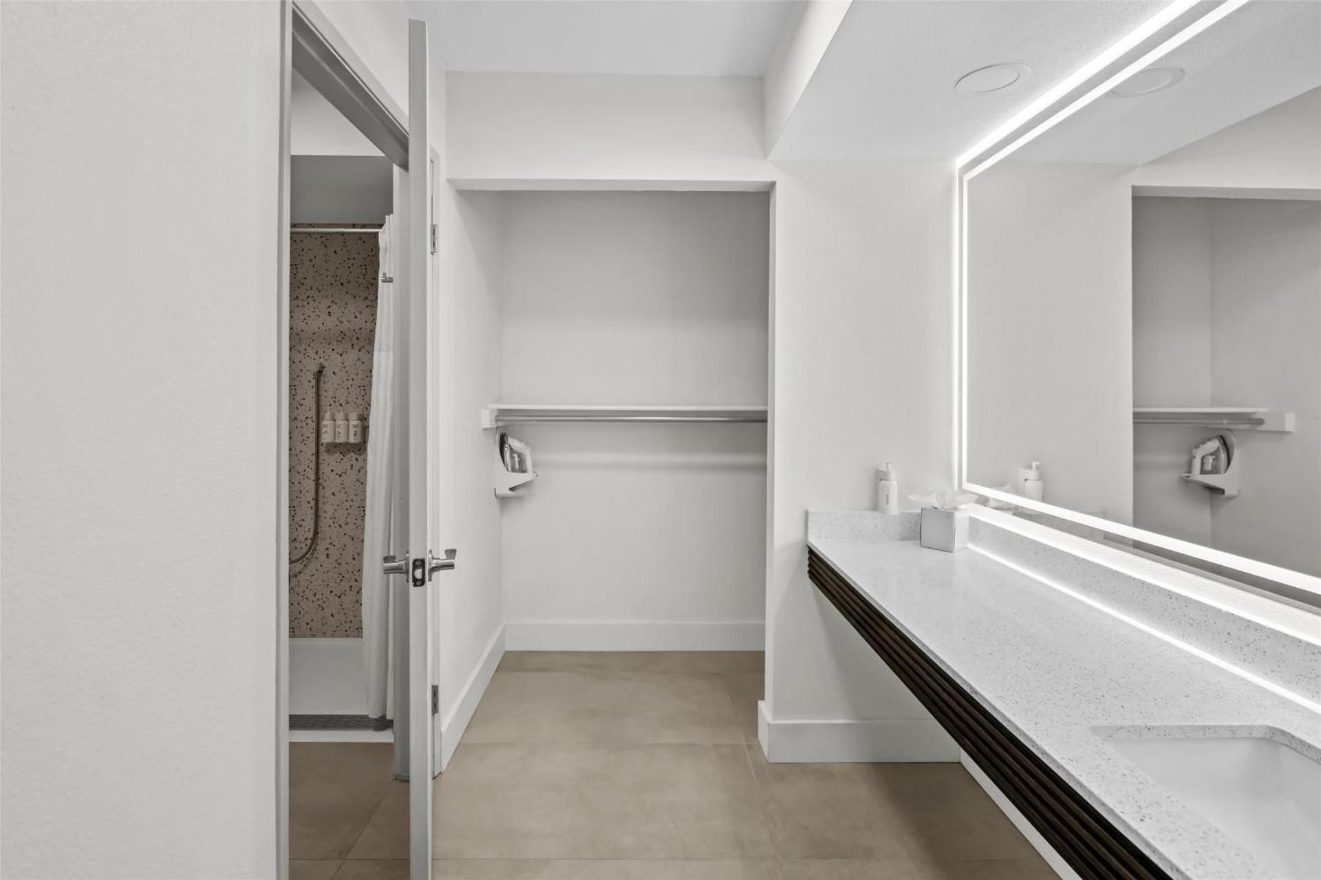 Accessible King Roll-in shower