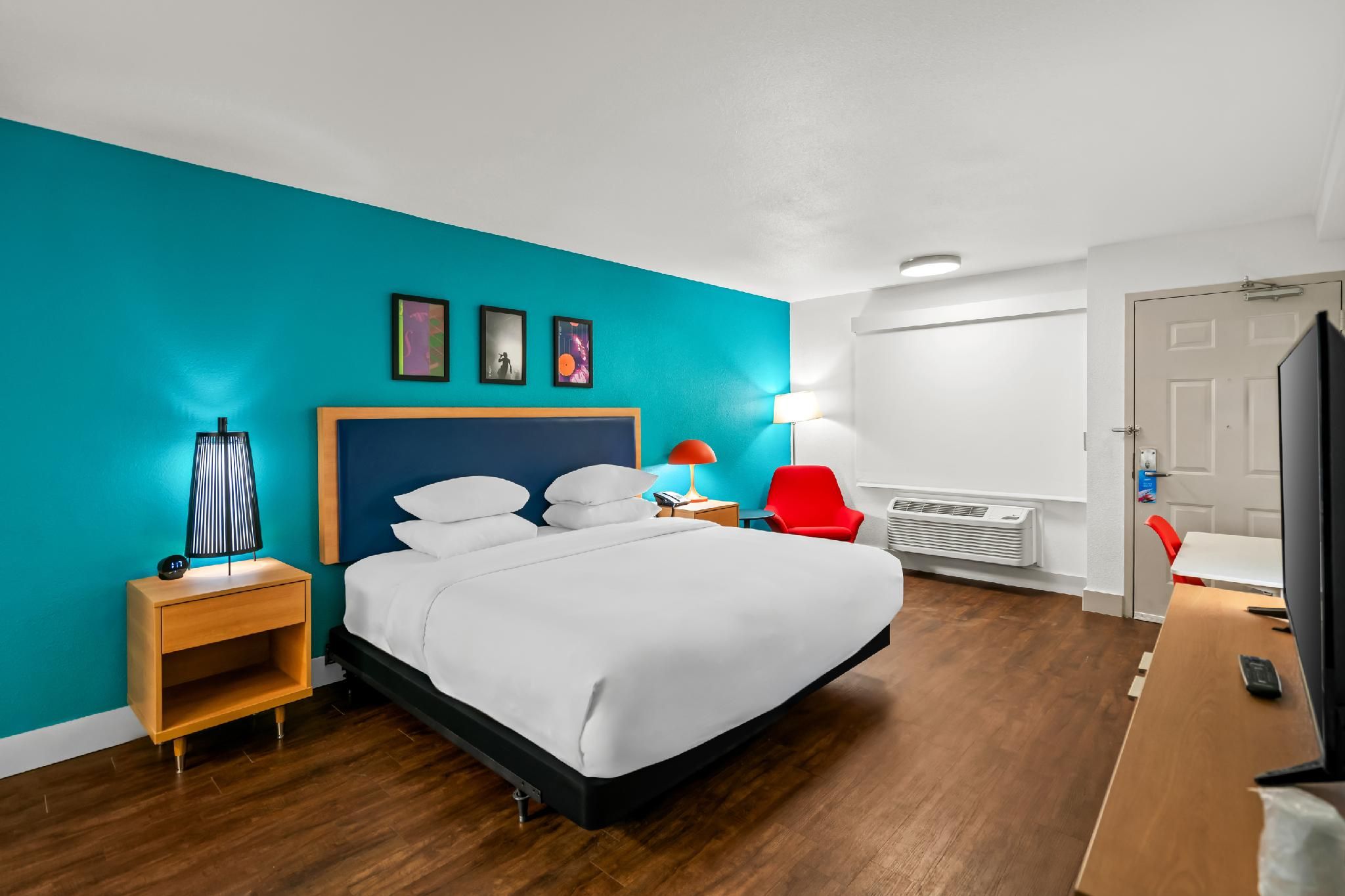 Accessible King Roll-in shower