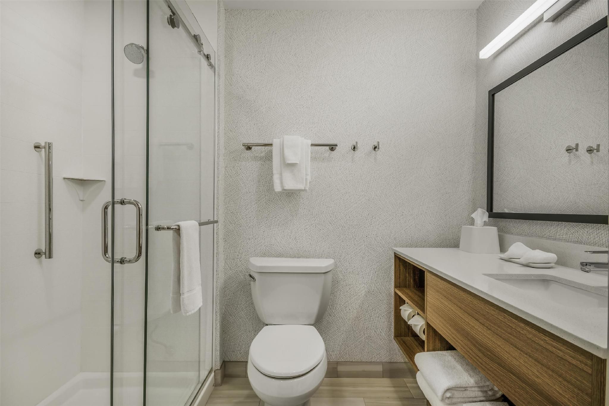 2 Queen Beds Studio Suite