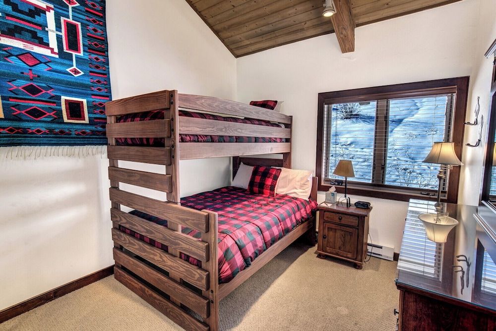 Condo, 3 Bedrooms (F3)