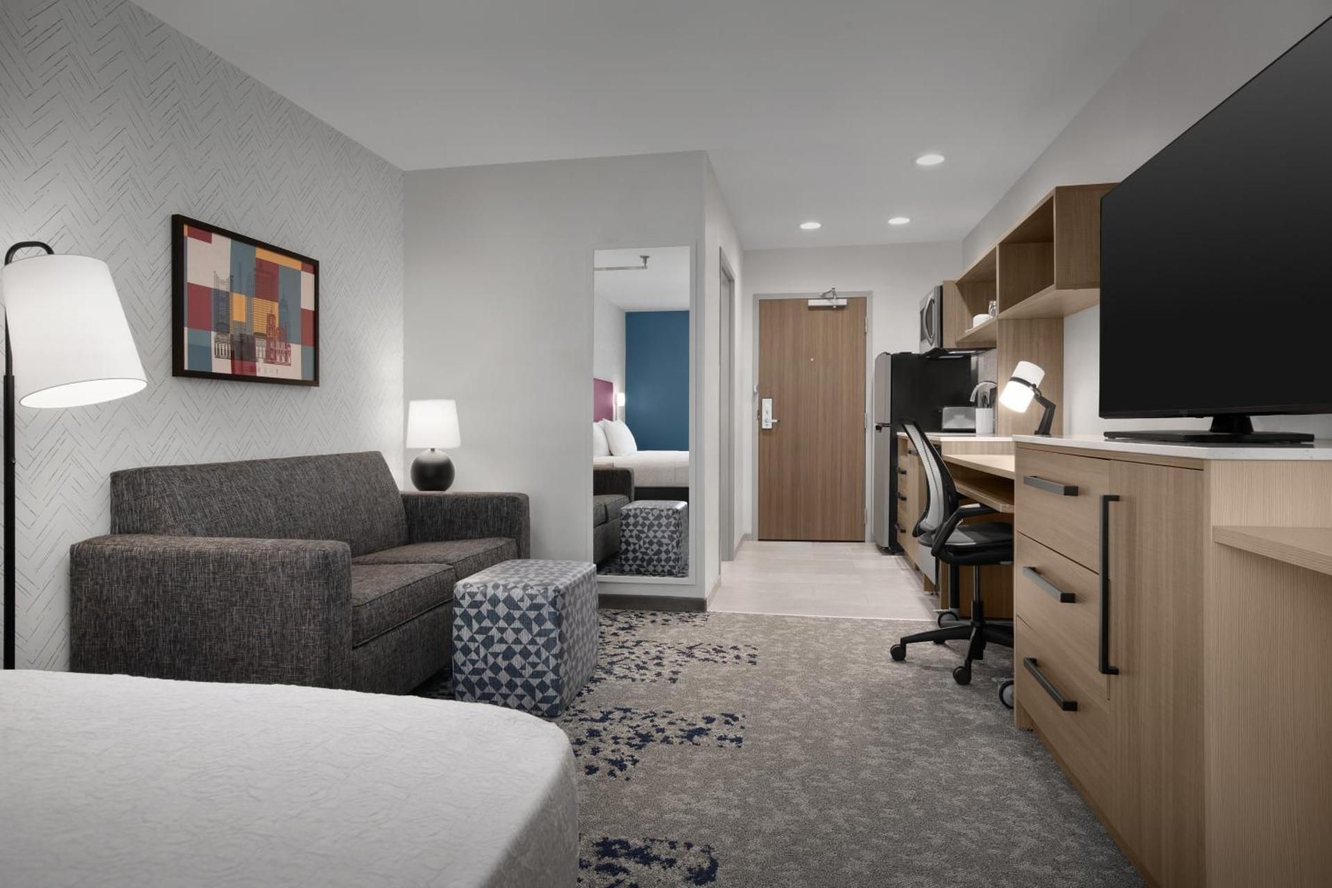 1 King Bed Studio Suite