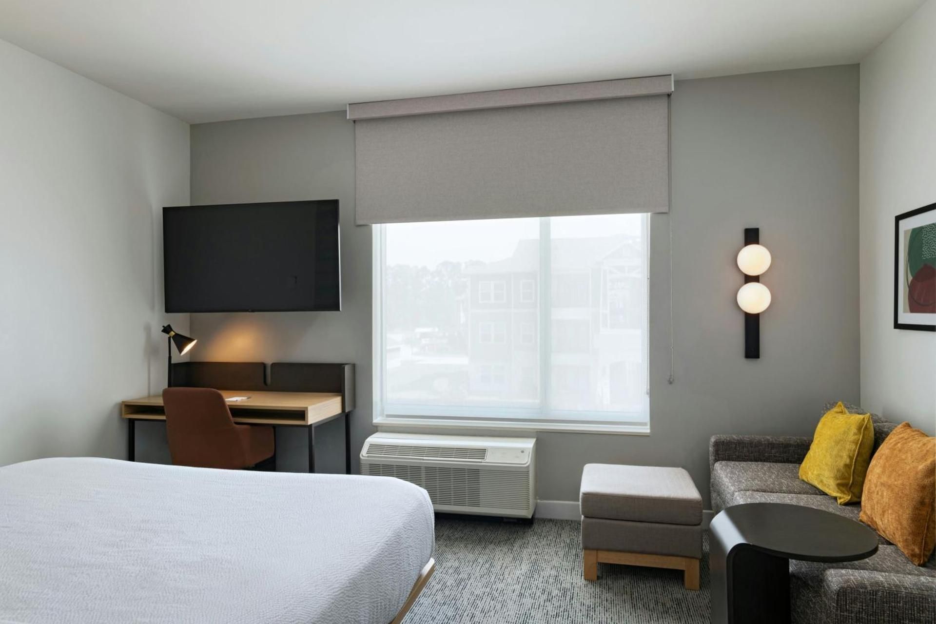 TownePlace Suites by Marriott Houston Tomball Standard King Room with Sofa Bed - Mobility Accessible with Tub