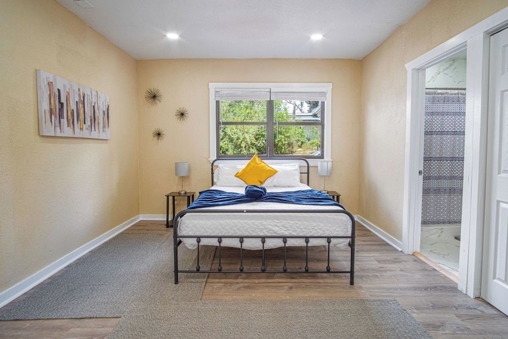 House (3 Bedrooms)