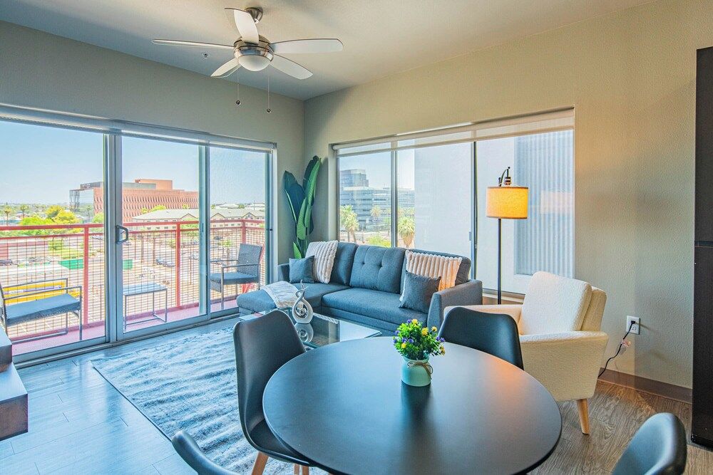 KB - Proxy 333 Superior Apartment, 2 Bedrooms, Non Smoking, Balcony 9