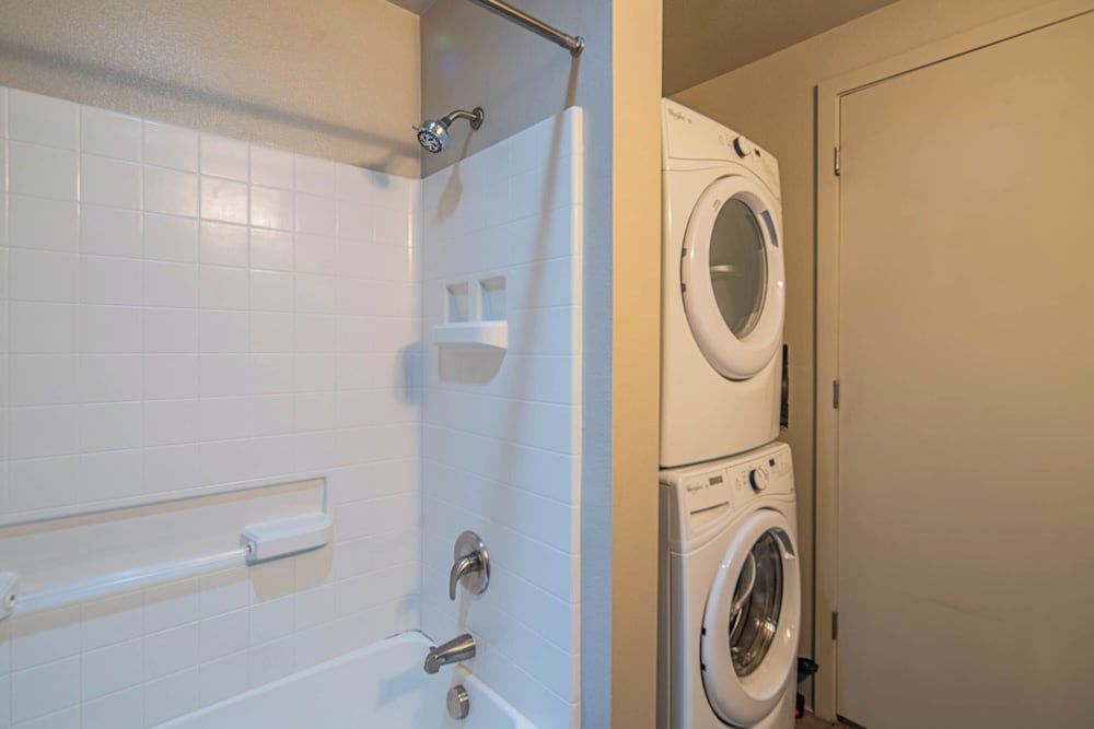 KB - Proxy 333 Exclusive Apartment, 1 Bedroom, Non Smoking, Kitchen 4