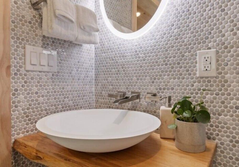 Onera Wimberley Spyglass (Pet Friendly) 15