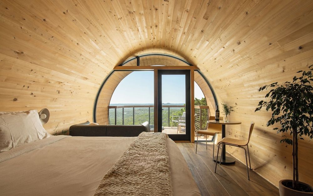 Onera Wimberley Spyglass (Pet Friendly) 18