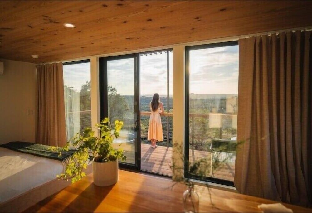 Onera Wimberley Greenhouse 6