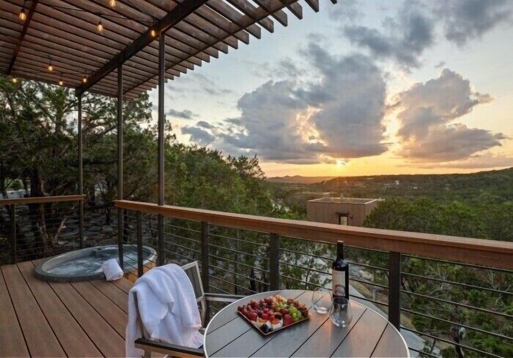 Onera Wimberley Greenhouse 5