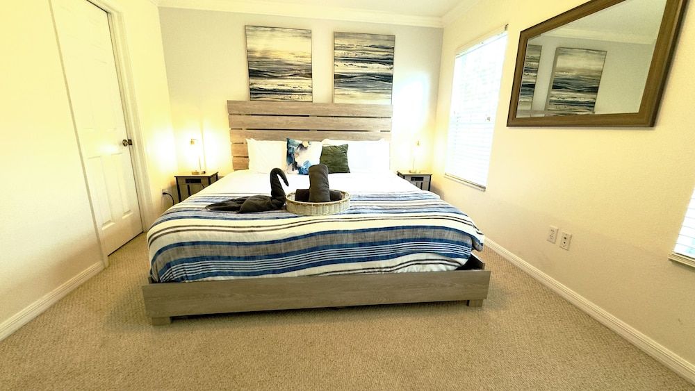 Family Townhome, 2 Bedrooms, Kitchen