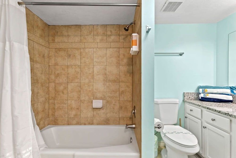 Oceanfront Penthouse Pool Hot Tub Beach Access Apartment 15