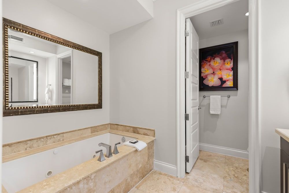 Resort View 1BR Suite With Direct Pool Access Apartment 7