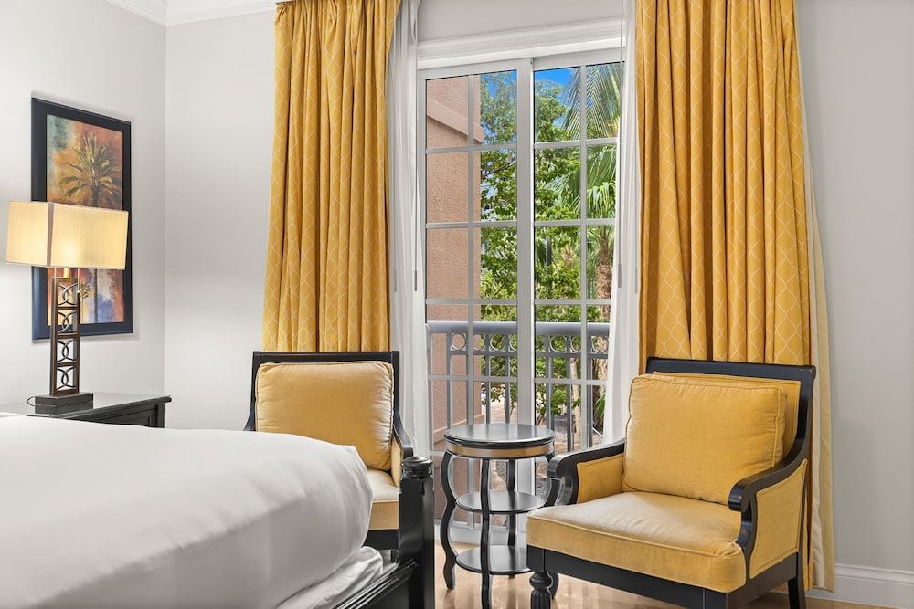 Resort View 1BR Suite With Direct Pool Access Apartment 10