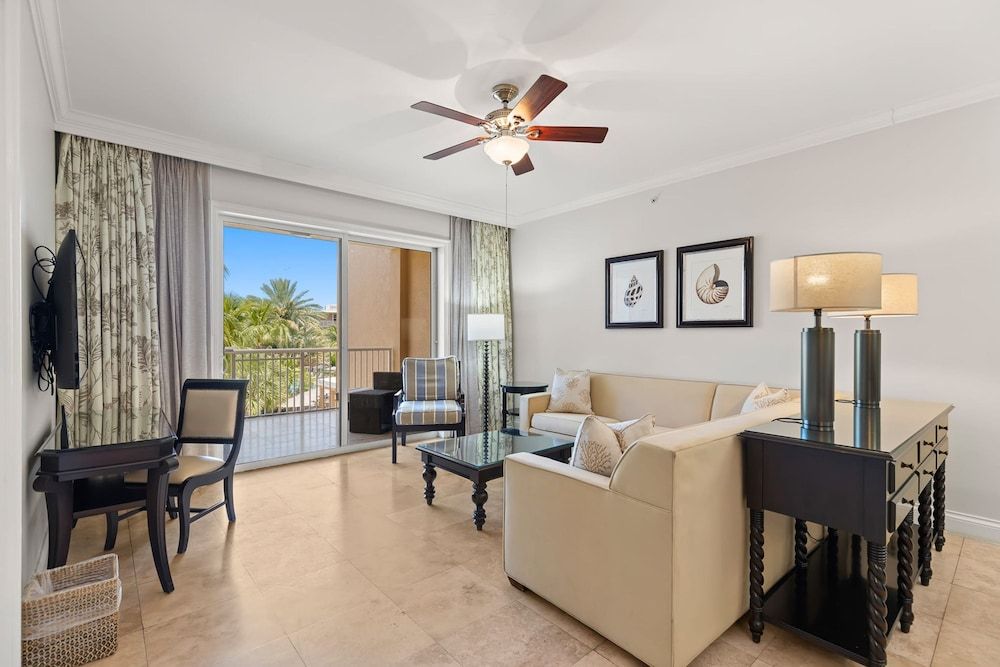 Resort View 1BR Suite Apartment 11