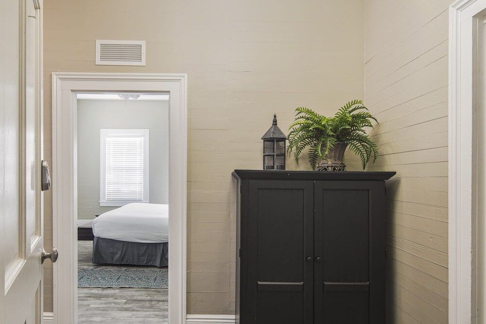 The Collins on Duval by Brightwild Apartment 12