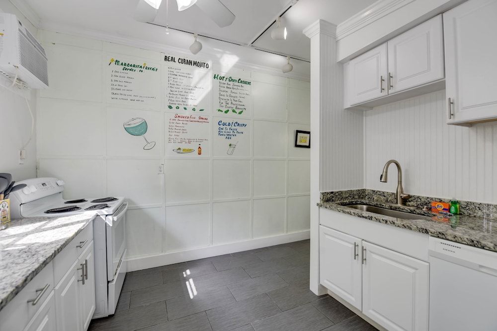 Coconut Palm by Brightwild Island Home w Pool House 10