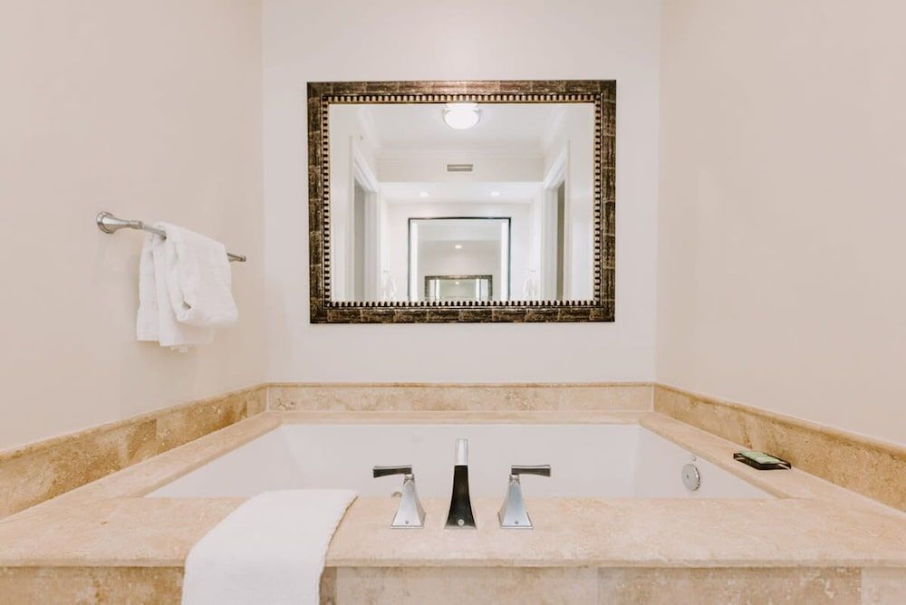 Two Bedroom Residence With Balcony Apartment 11