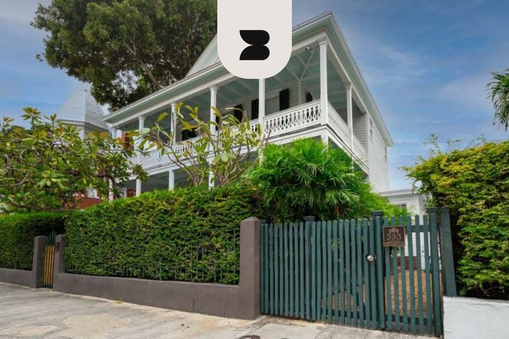 The Bartlum Luxury Studio In Prime Location