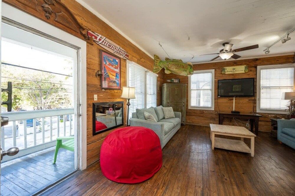 Seaport Suite by Brightwild 2nd Story Hideaway Apartment 17