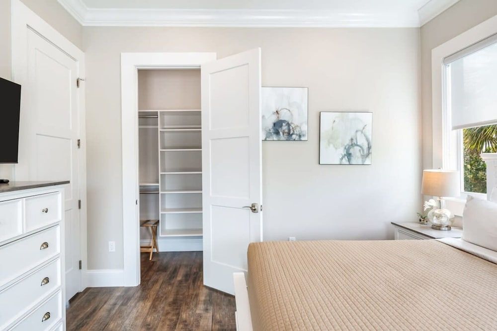 Aquaria House by Brightwild Pool Boat Dock House 25