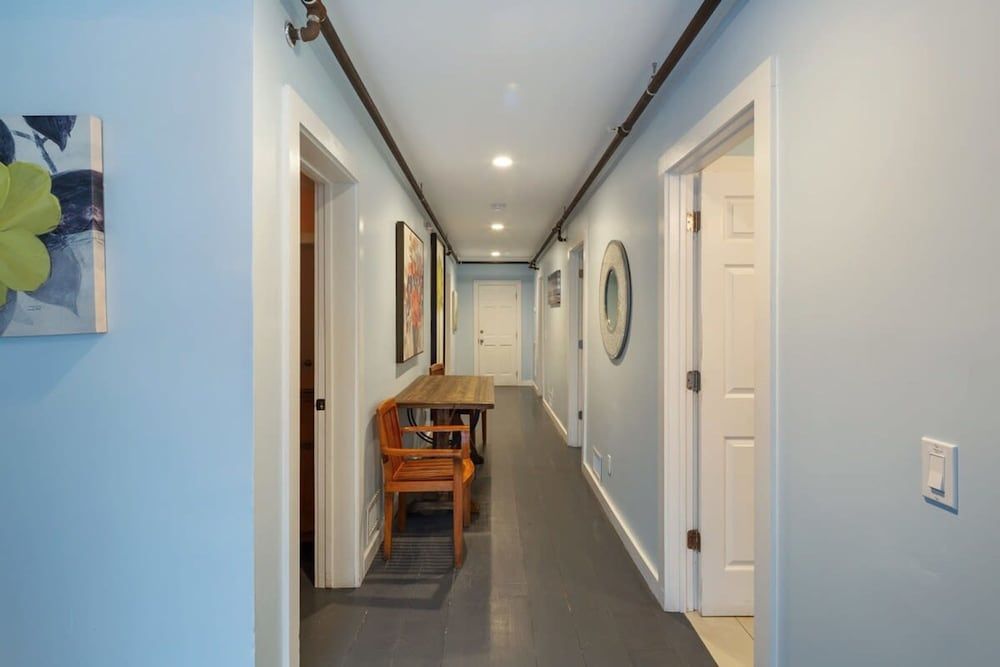 Commodore s Cove by Brightwild Epic Location Apartment 20
