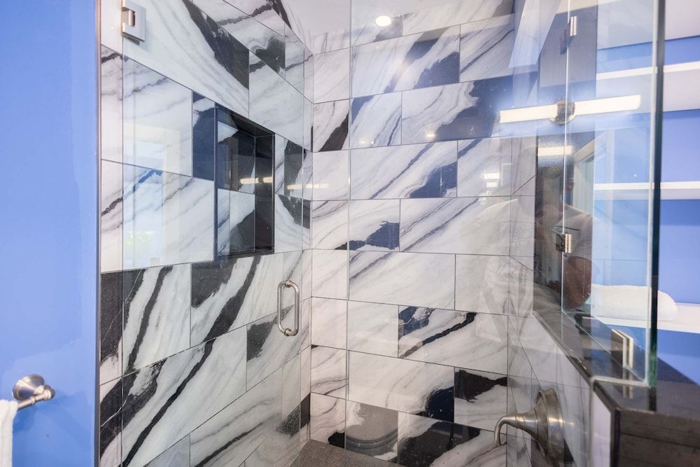 Keys Please by Brightwild Pool Steps to Duval House 23