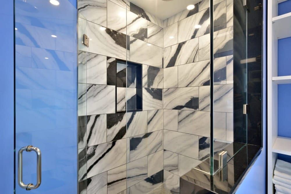 Keys Please by Brightwild Pool Steps to Duval House 18