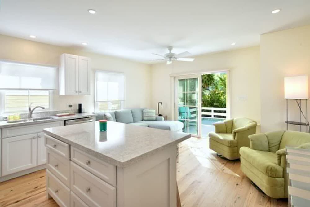 Keys Please by Brightwild Pool Steps to Duval House 24