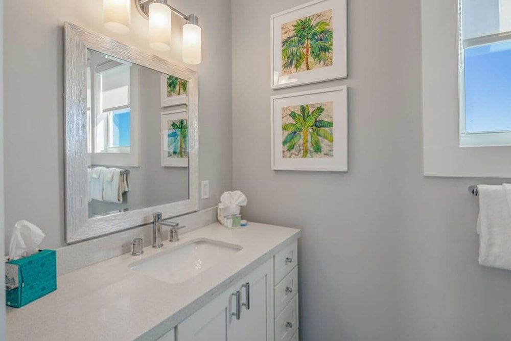 Spindrift House by Brightwild Huge Pool Dock House 23