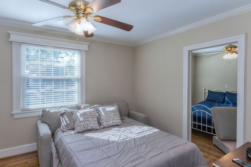 Deluxe House, 5 Bedrooms, Patio, Garden Area