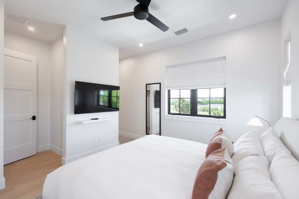 Brand New Build Larkshine House - Pool House 10