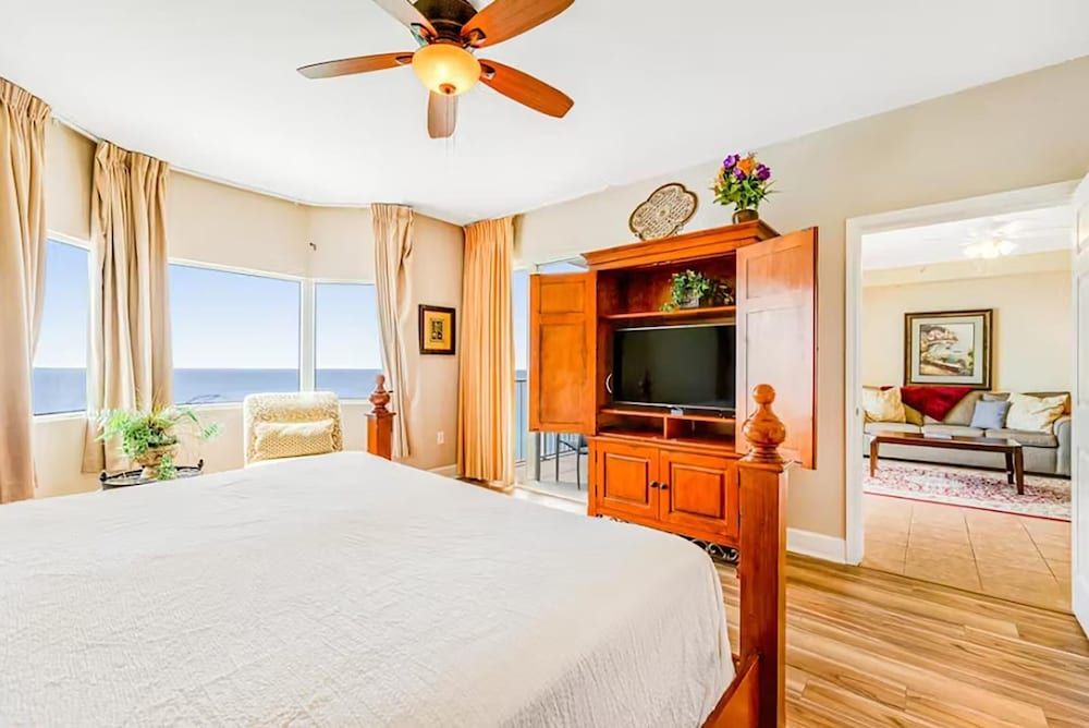 Condo, Multiple Beds (Tidewater 1902)