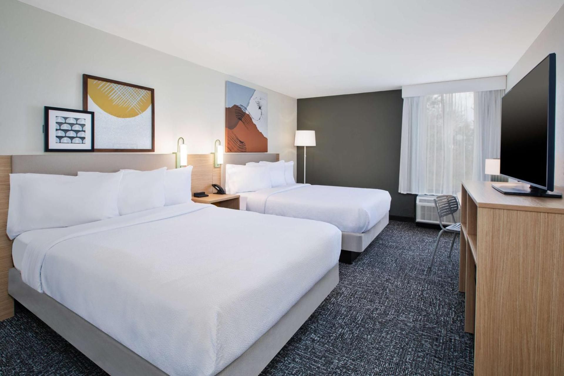 2 Queen Beds 