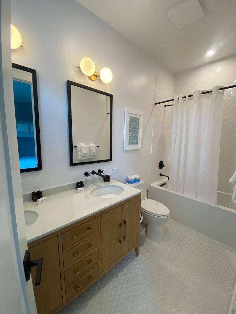 Floralee House in Key West House 26