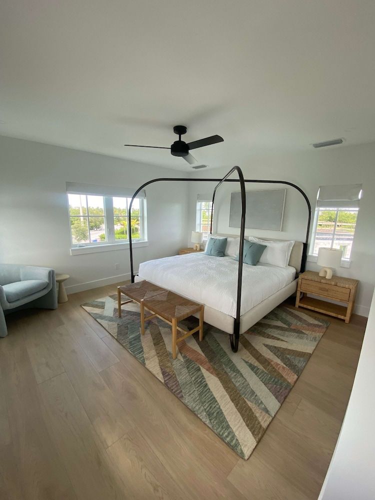 Floralee House in Key West House 9